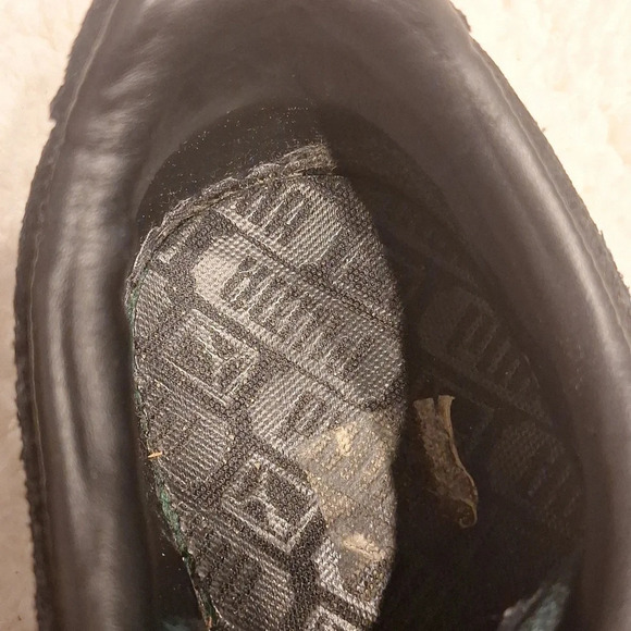 Mens Puma solid black suede sneakers size 10.5 main image 6